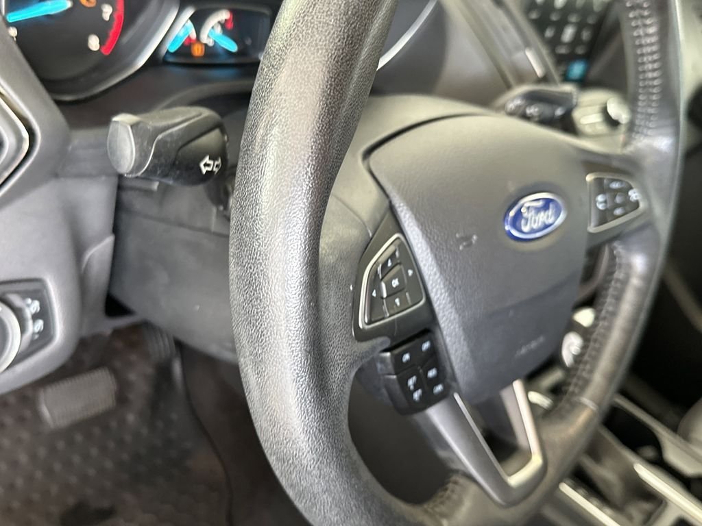 Used 2018 White Ford SEL image 19