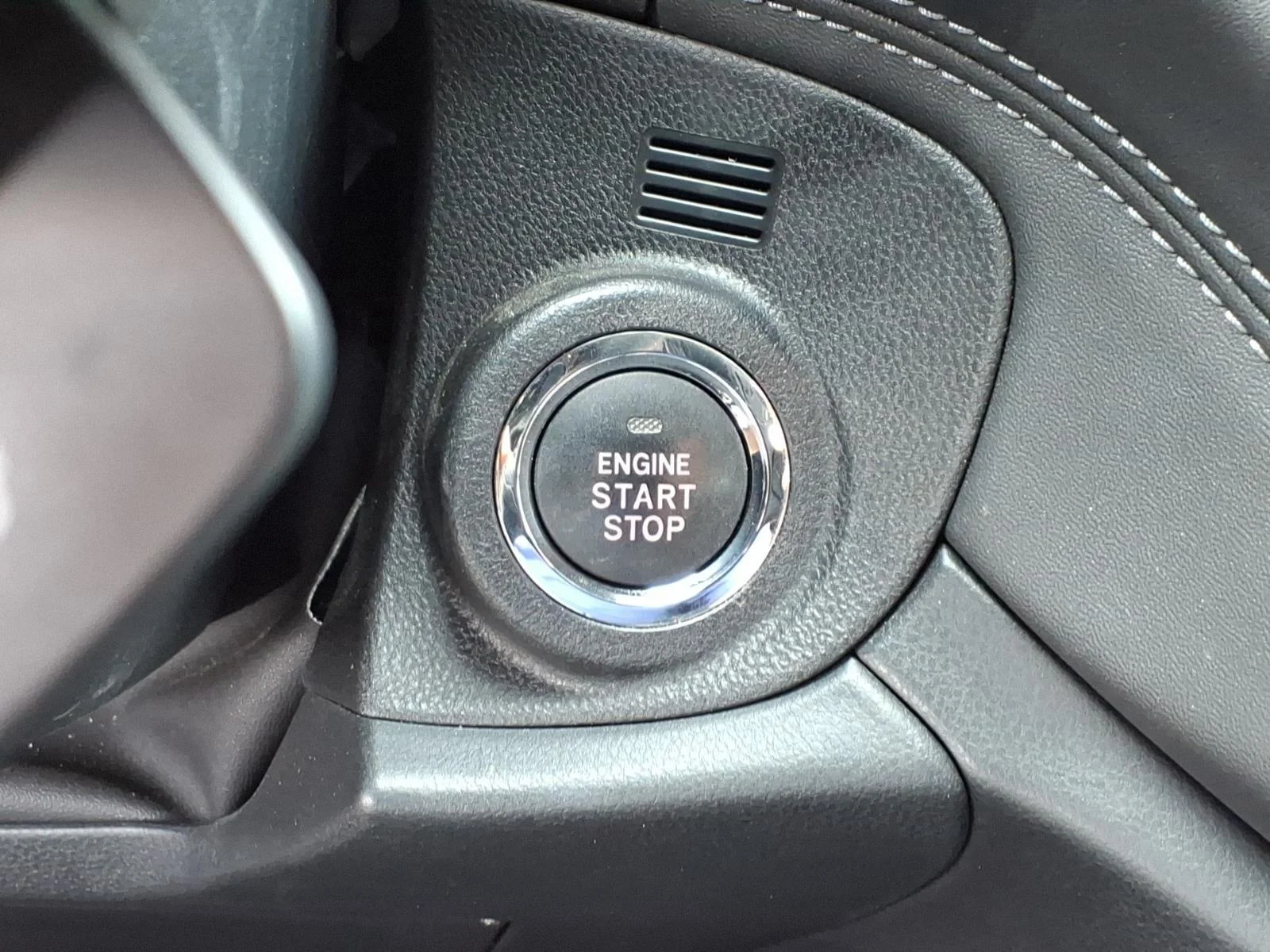 Used 2025 Cosmic Blue Pearl Subaru Limited image 16