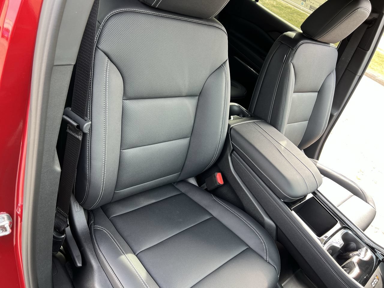 2026 Chevrolet Traverse LT - Photo 28