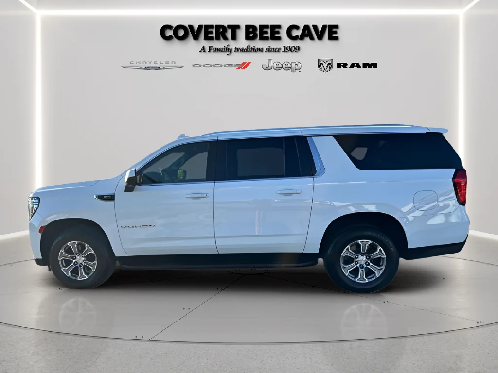 Used 2023 White GMC SLE image 7
