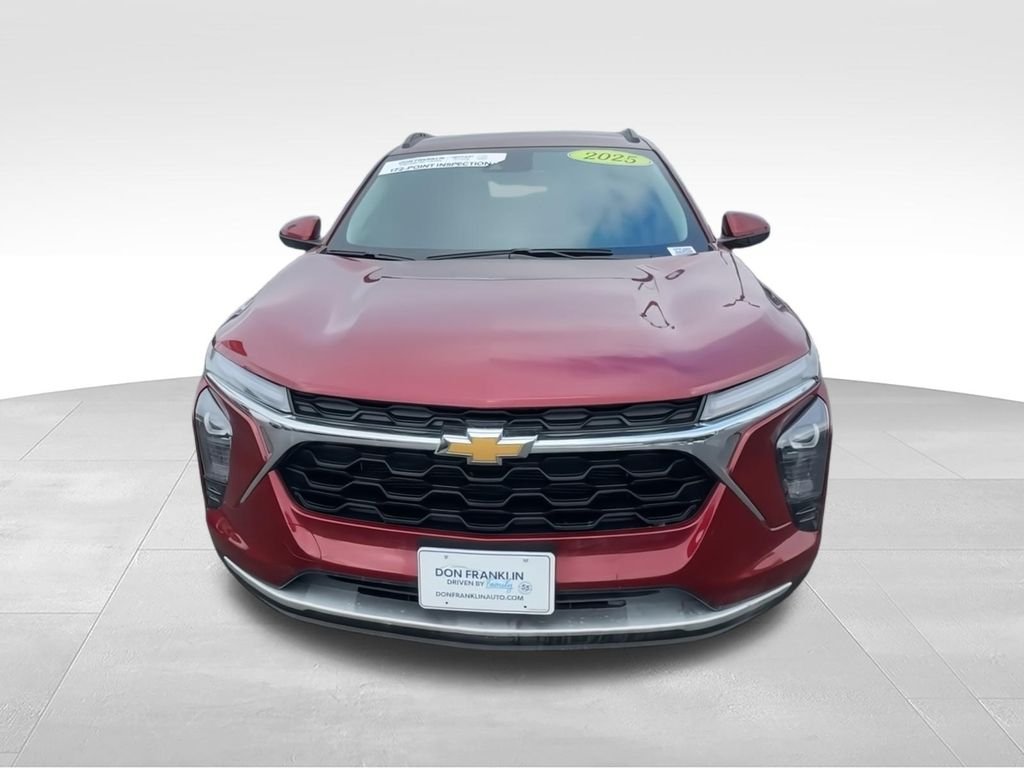 Used 2025 Red Chevrolet LT image 3
