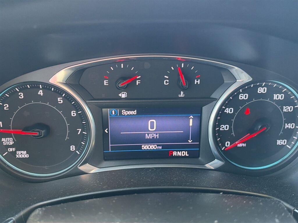 Used 2022 Summit White Chevrolet RS image 6