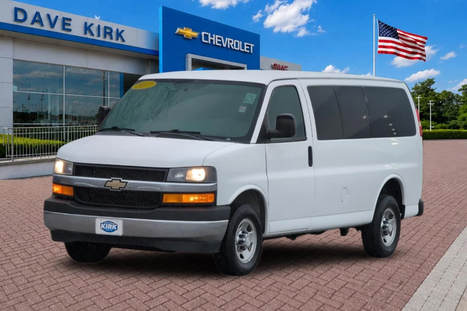 Used 2017 SUMMIT WHITE Chevrolet LT image 7