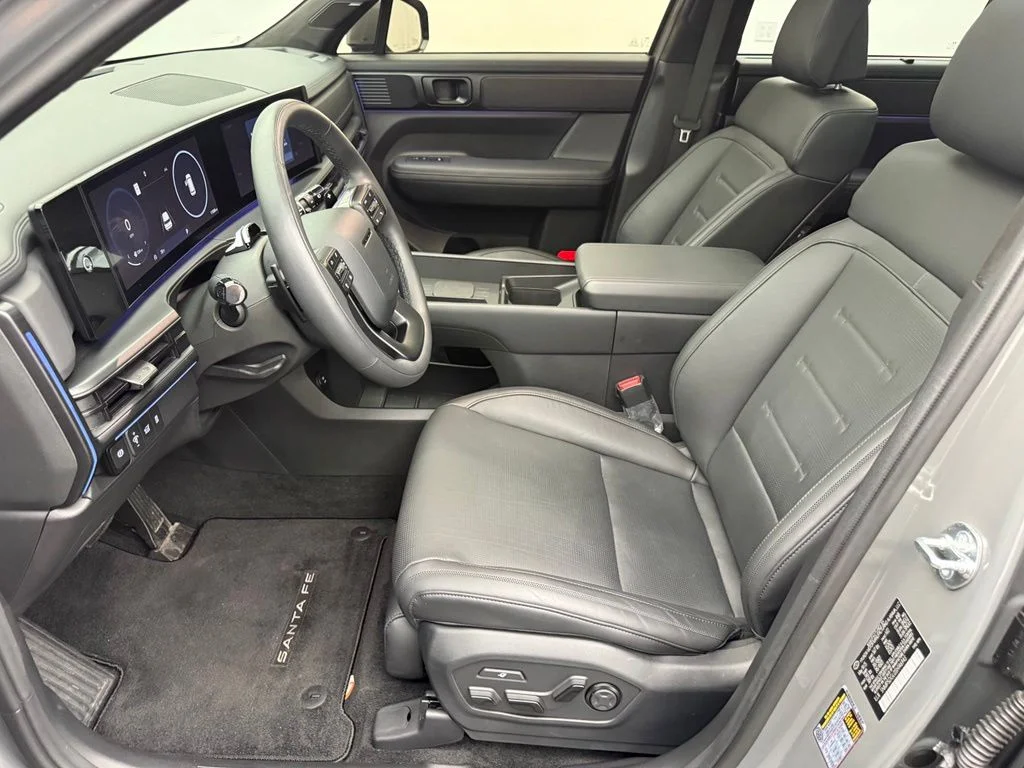 Used 2025 Gray Hyundai Calligraphy image 27