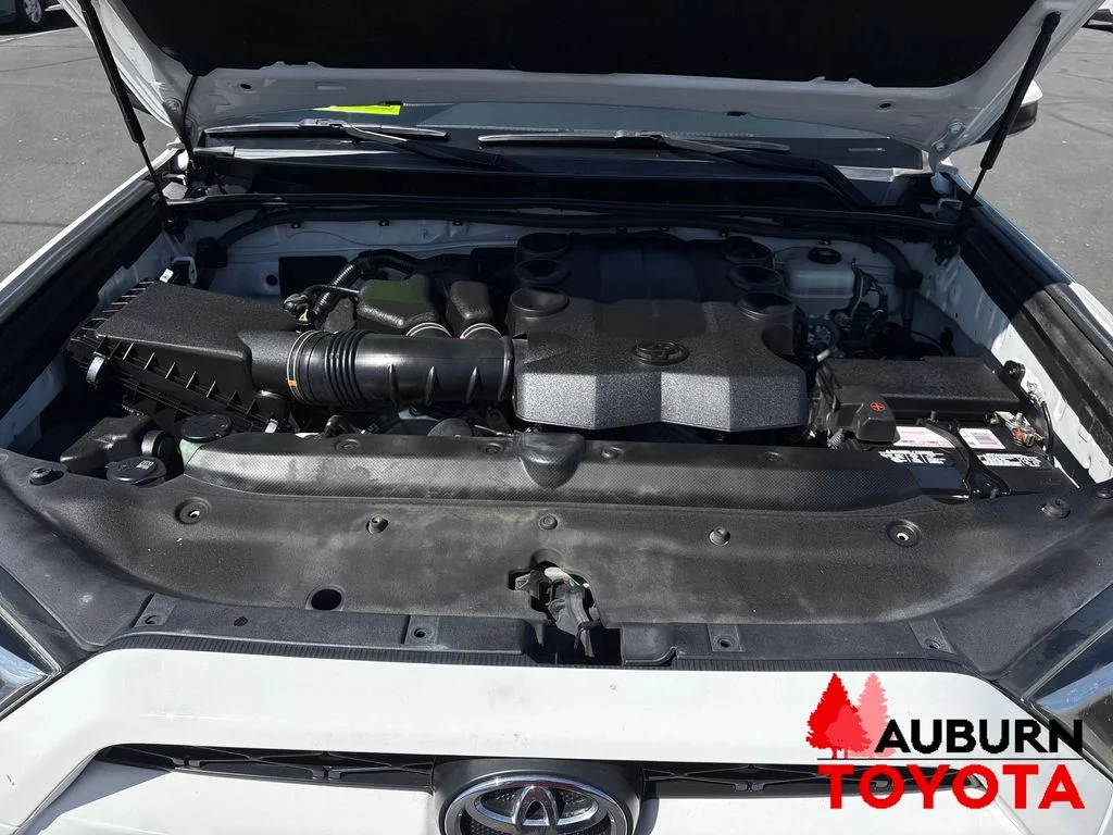 Used 2017 Super White Toyota SR5 image 28
