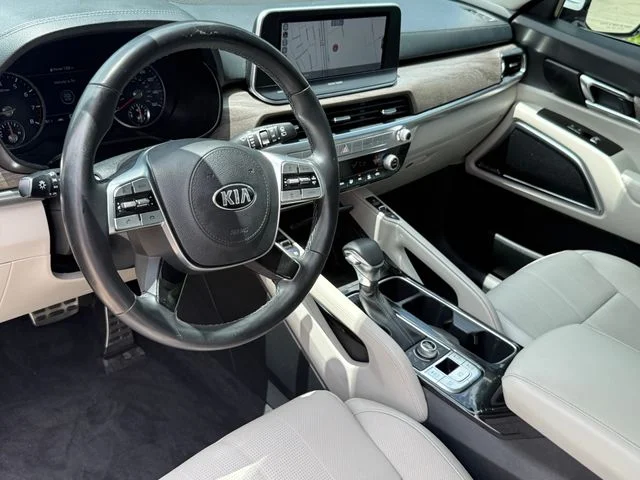 Used 2021 White Kia SX image 10