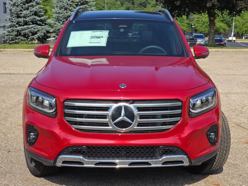 New 2026 MANUFAKTUR Patagonia Red Metallic Mercedes-Benz GLB 250 image 11