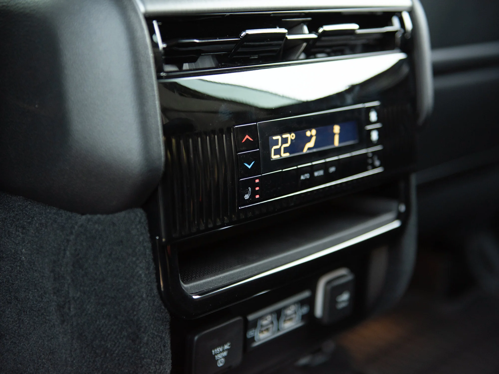 New 2026 Black Jeep Limited Altitude* image 25