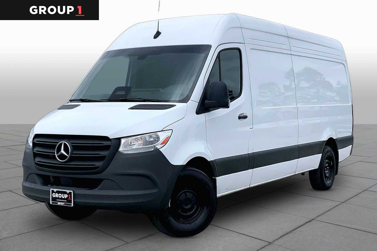 2025 Mercedes-Benz Sprinter 2500 170 WB High Roof's photo