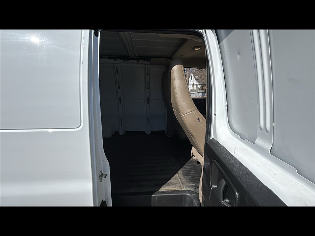2022 Chevrolet Express Cargo 1WT - Photo 23