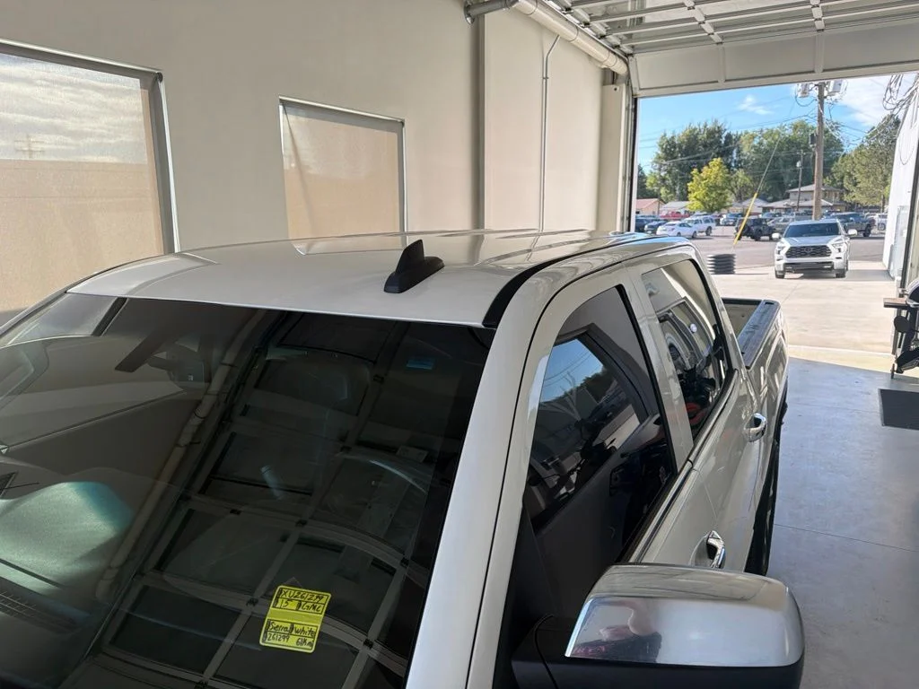 Used 2015 White Diamond Tricoat GMC SLT image 13