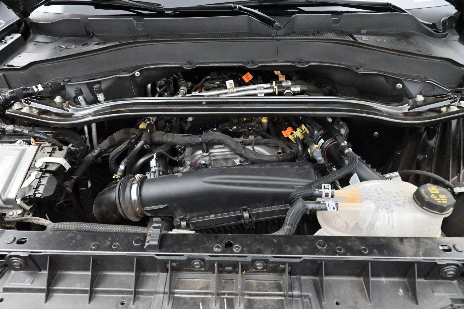 Used 2025 Carbonized Gray Ford ST-Line image 36