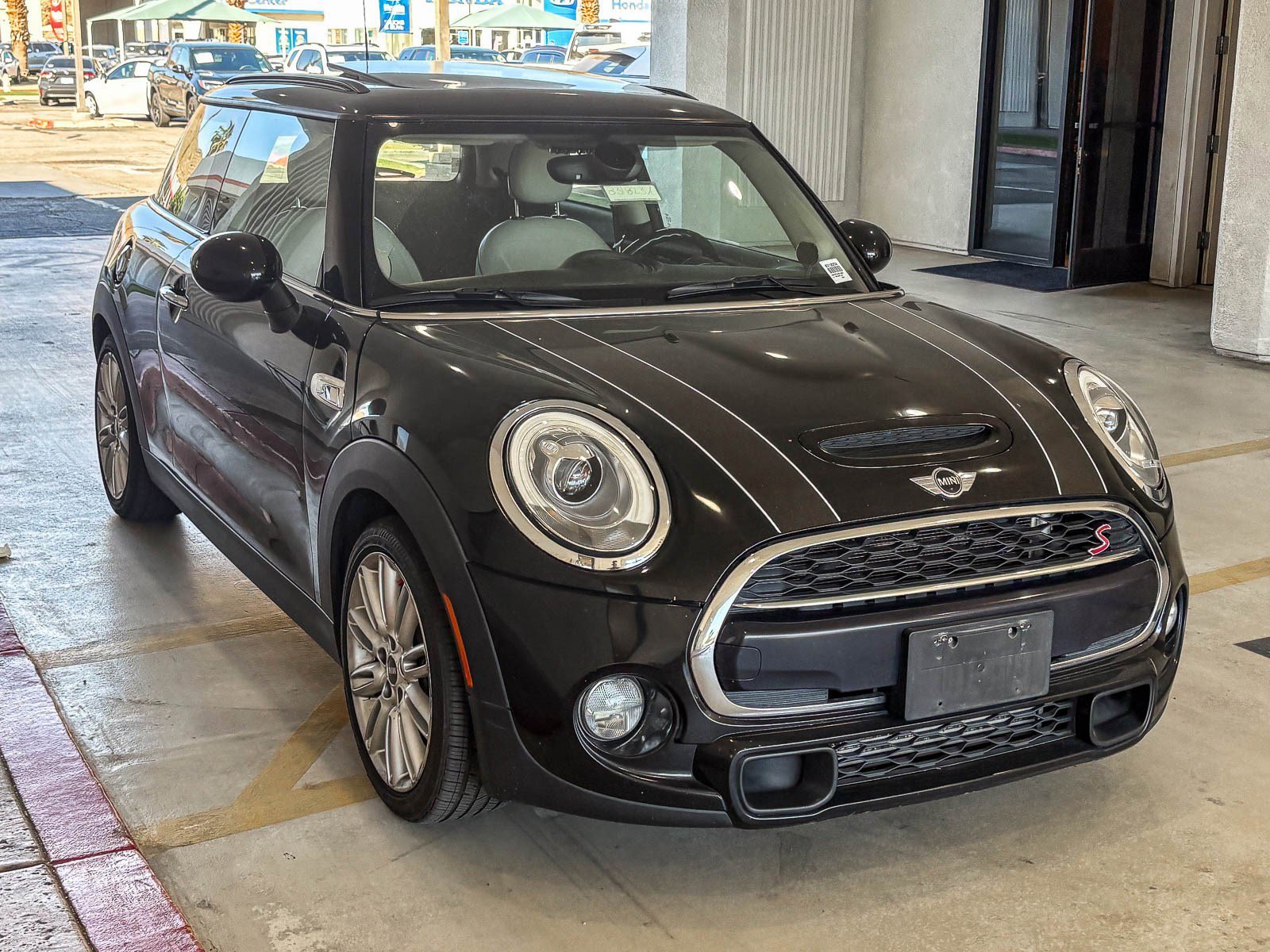 2016 MINI Cooper S's photo
