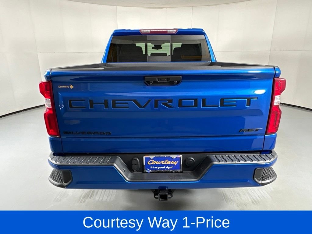 Used 2022 Blue Chevrolet RST image 9