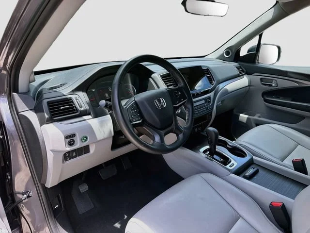 Used 2019 Gray Honda EX-L image 26