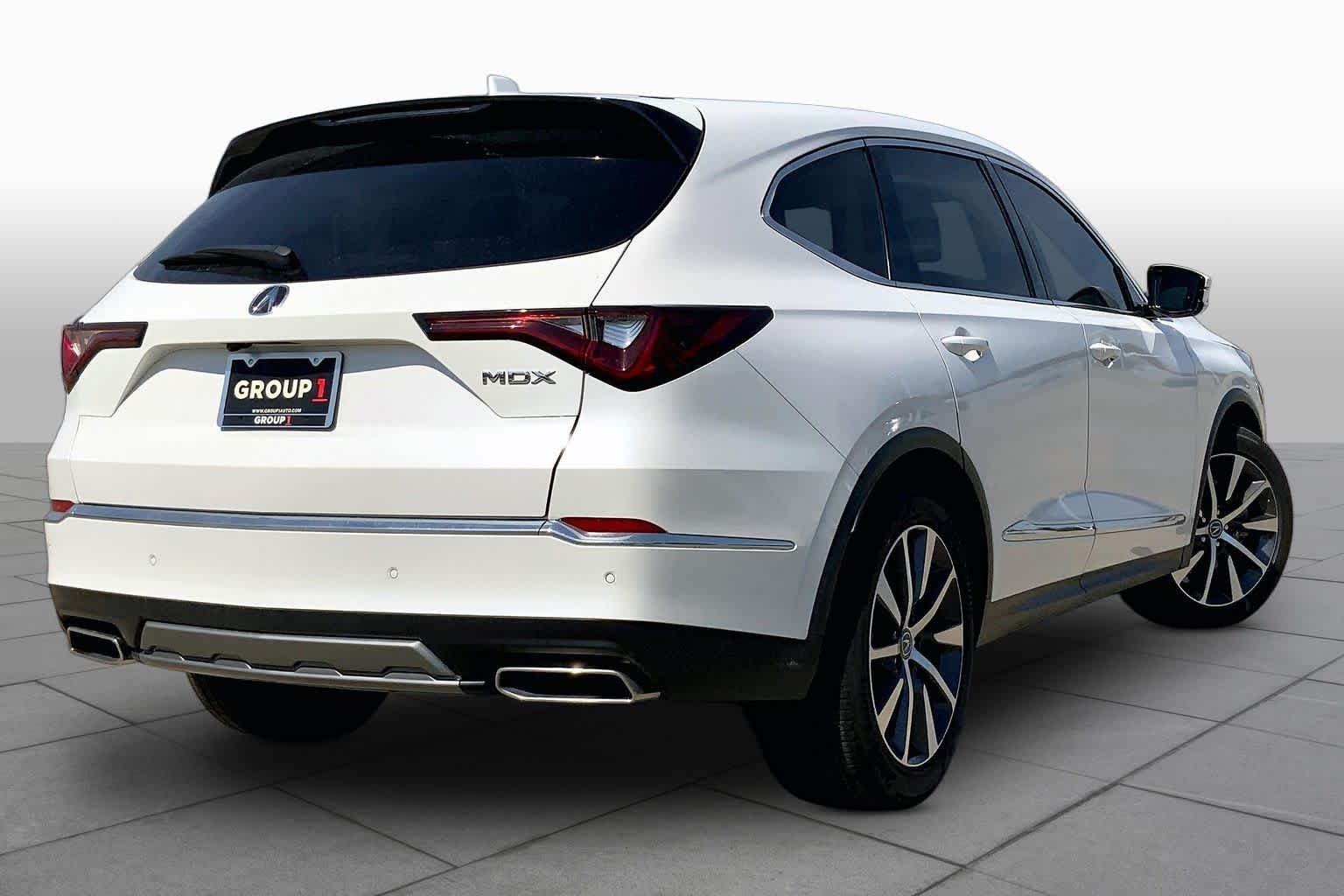 Used 2026 Platinum White Pearl Acura w/Technology Package image 13
