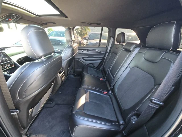 Used 2025 Black Jeep Altitude X image 21