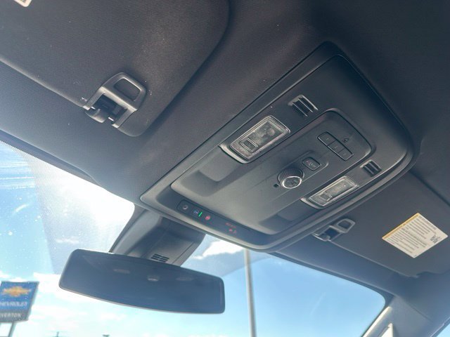 2022 Chevrolet Suburban RST - Photo 26