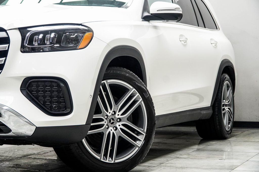 Used 2025 White Mercedes-Benz GLS 450 image 3