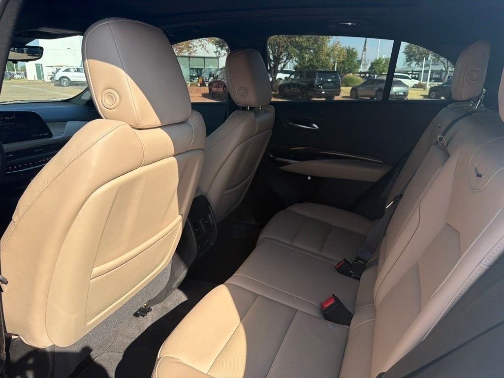 Used 2024 White Cadillac Premium Luxury image 8