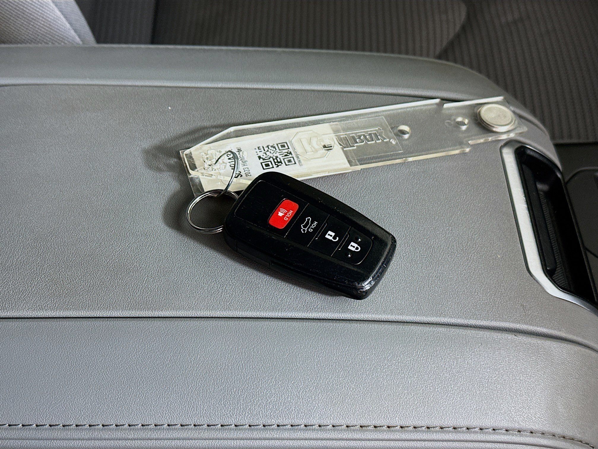 Used 2023 Midnight Black Metallic Toyota LE image 33