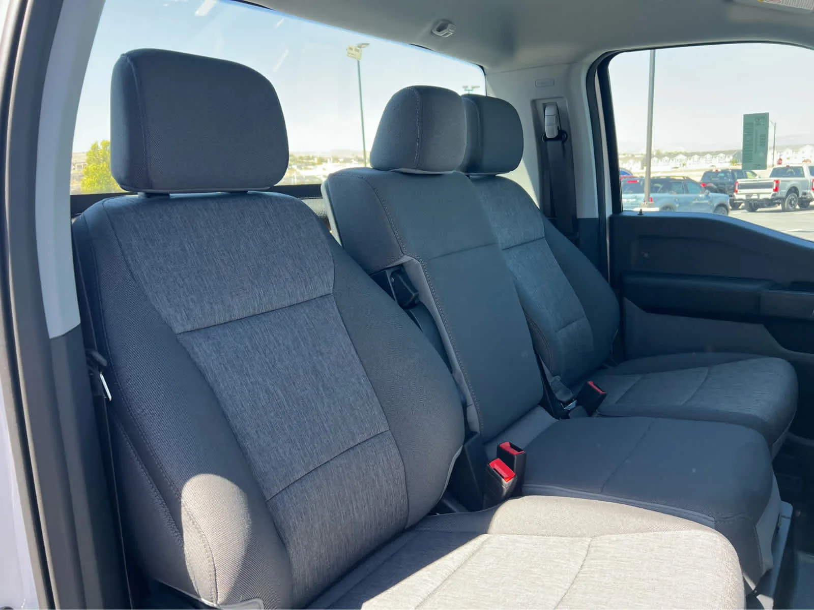 New 2026 Oxford White Ford F-550® XL image 20
