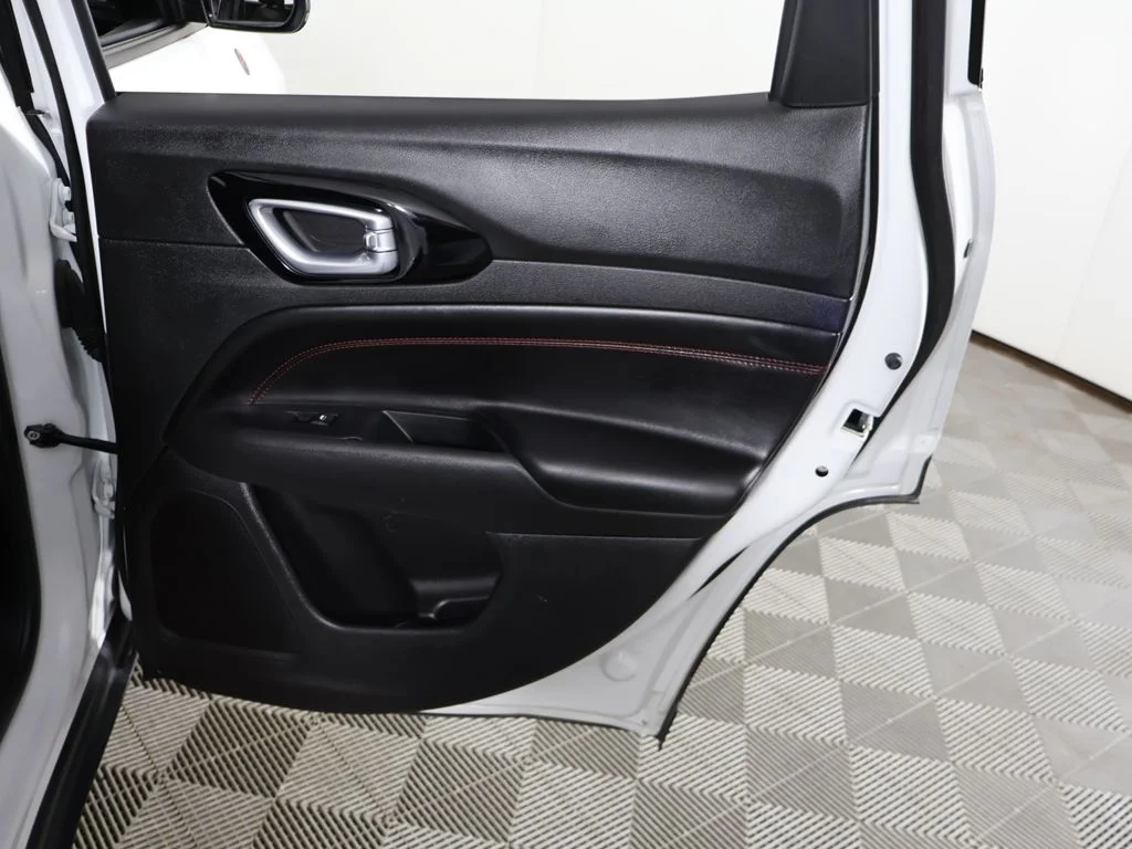 Used 2025 Bright White Clearcoat Jeep Trailhawk image 23