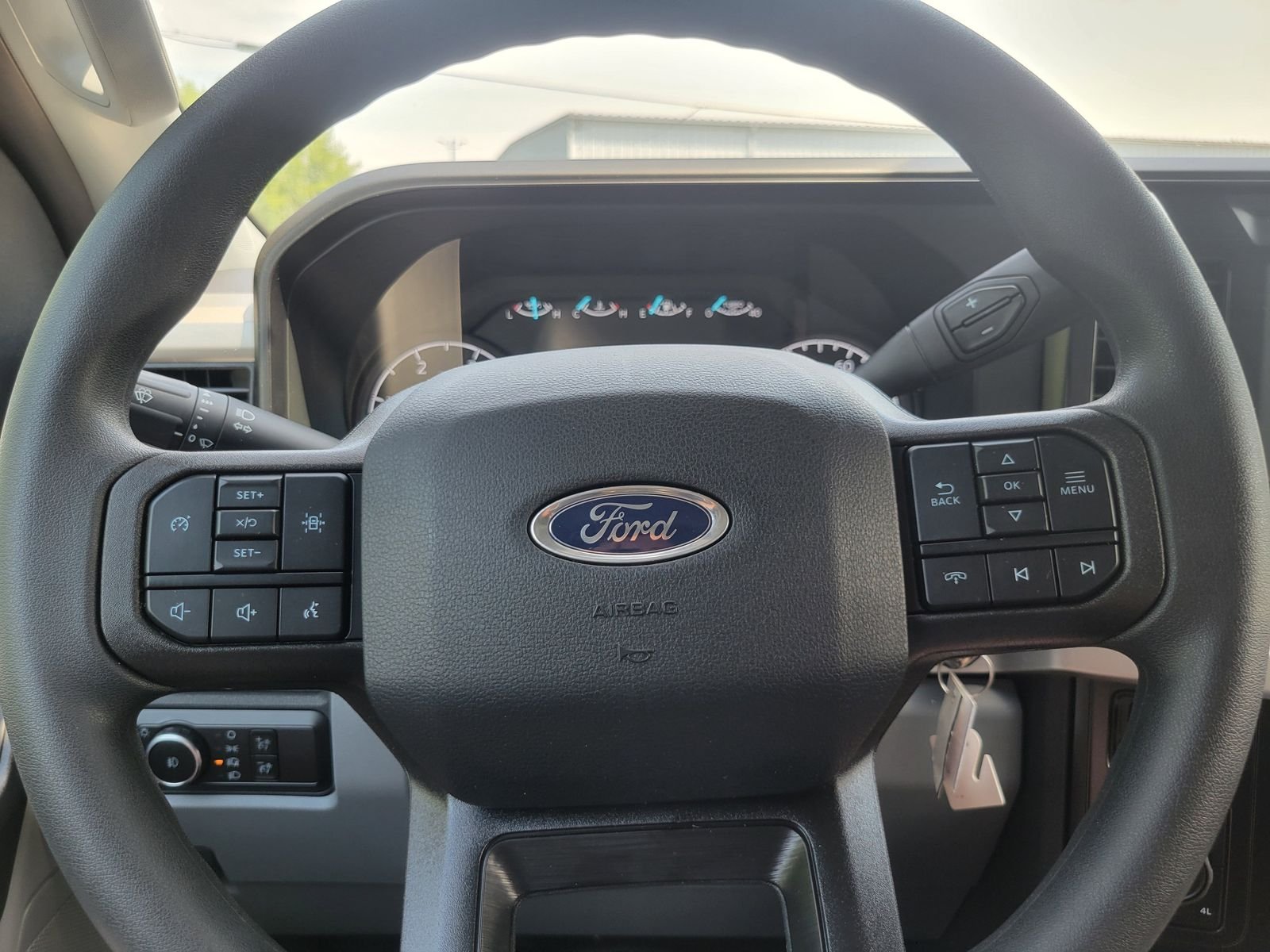 New 2026 Oxford White Ford F-550® XL image 42