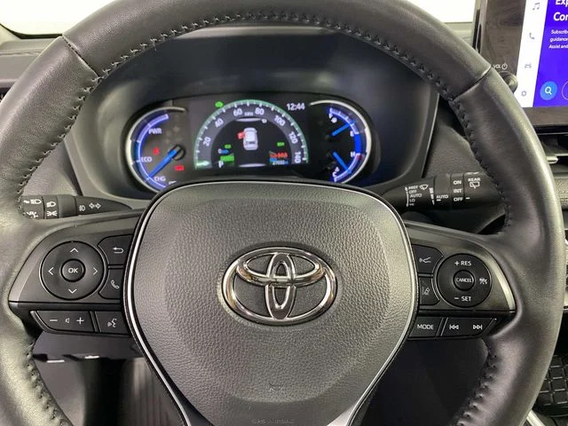 Used 2024 Blue Toyota XLE Premium image 16