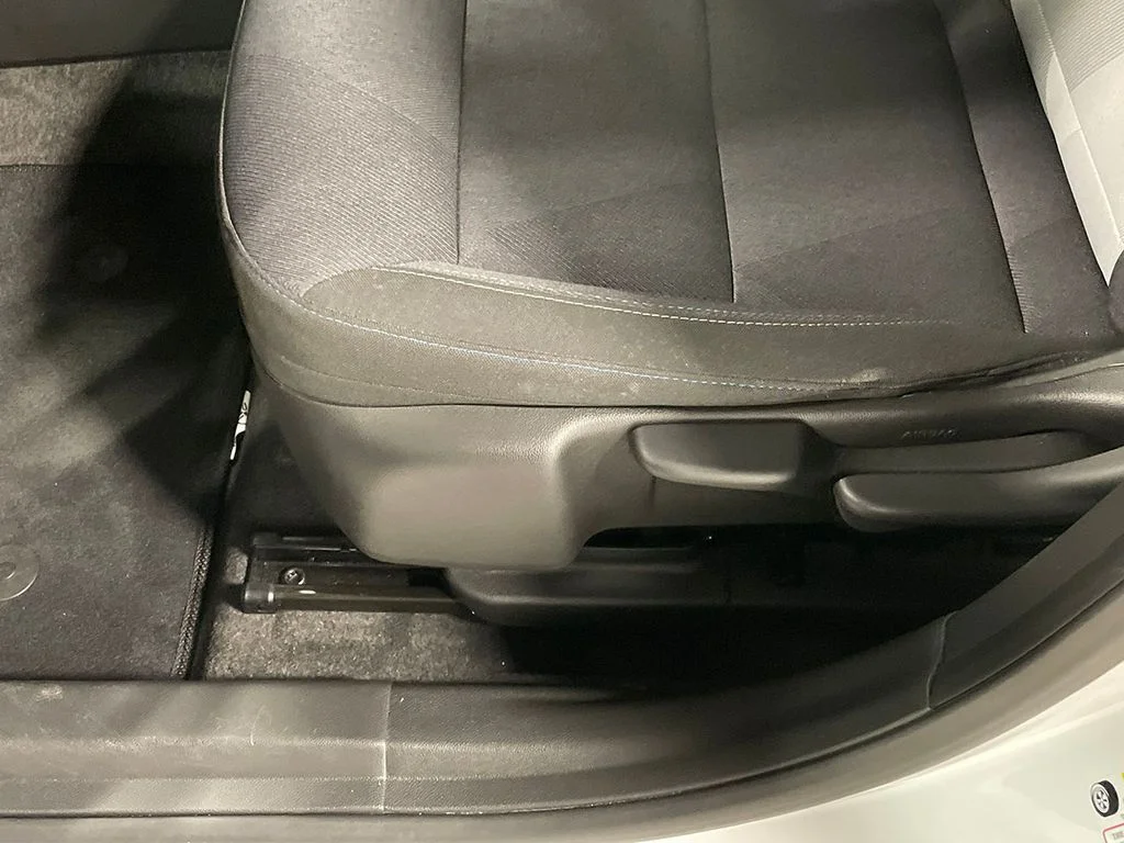 Used 2024 White Chevrolet LS image 20