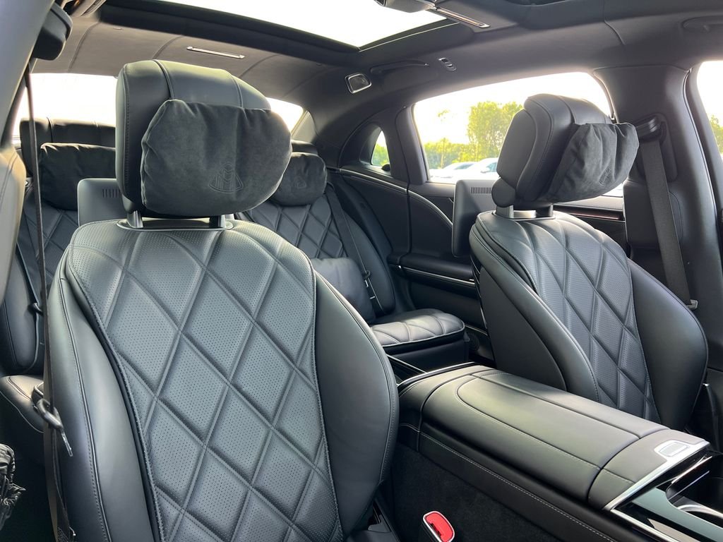 Certified Used 2024 Silver Mercedes-Benz Maybach S 680 image 33