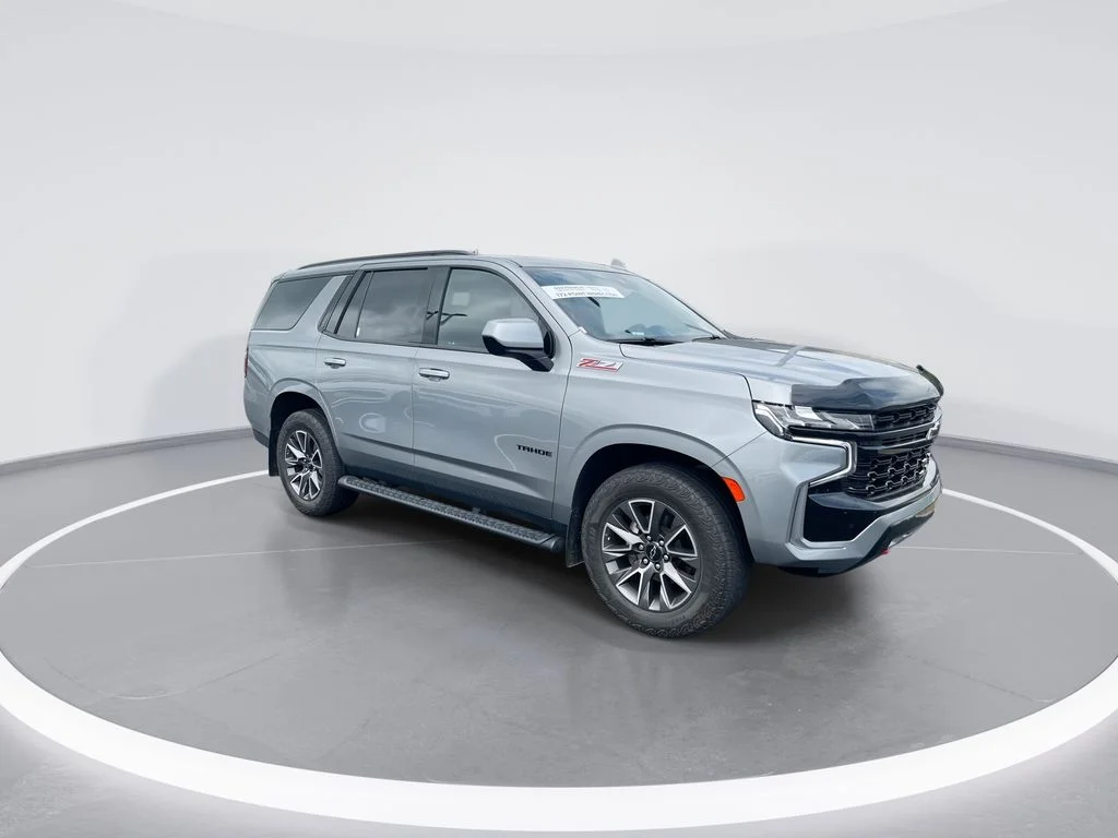 Used 2023 Gray Chevrolet Z71 image 2