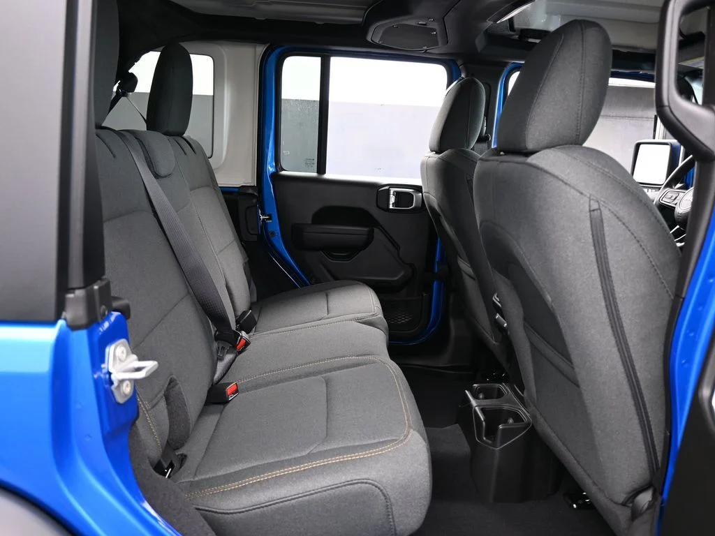 New 2026 Hydro Blue Pearl-Coat Exterior Paint Jeep Sport image 40