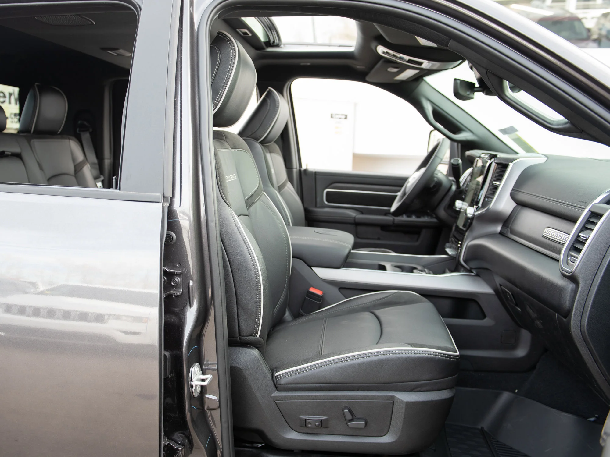 New 2026 Grey RAM Laramie* image 18