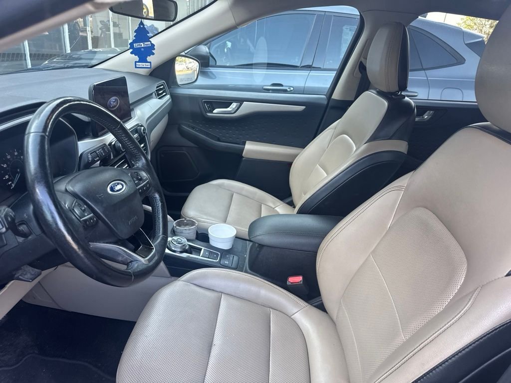 Used 2020 Gray Ford SEL image 8