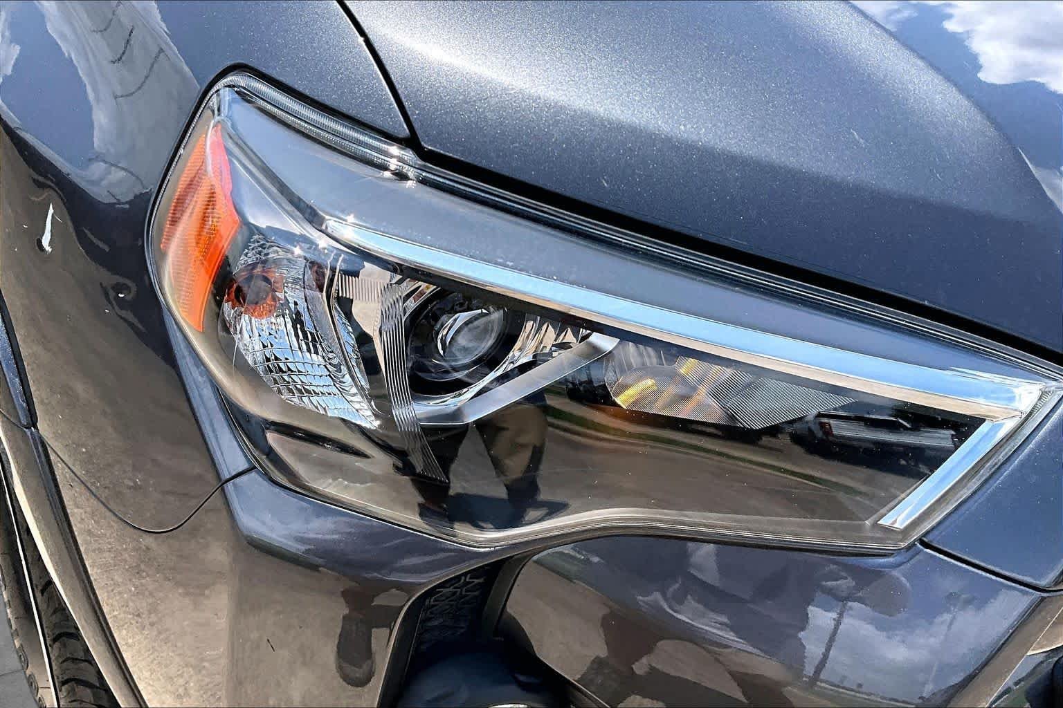 Used 2023 Magnetic Gray Metallic Toyota SR5 Premium image 27