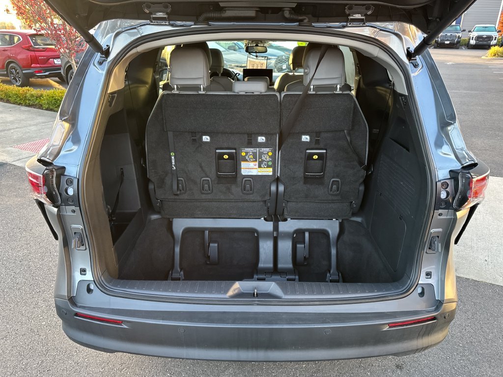 Used 2026 Heavy Metal Toyota XLE image 27