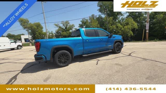 Certified Used 2022 Dynamic Blue Metallic GMC Elevation image 8