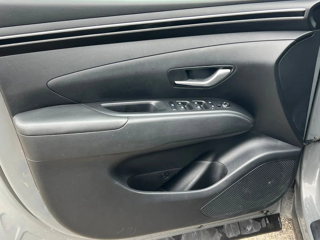Used 2024 Gray Hyundai SEL image 11