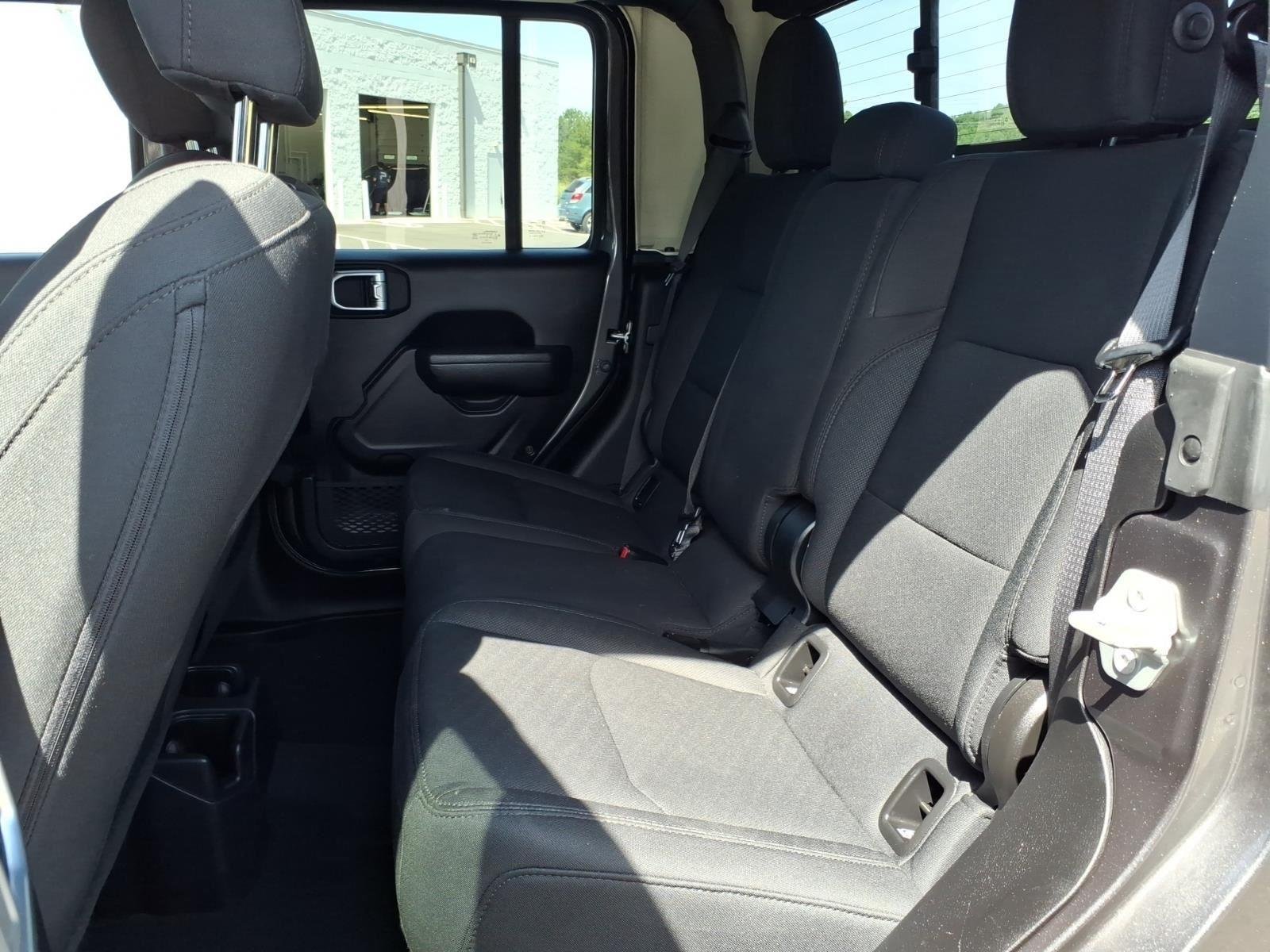 Used 2022 Granite Crystal Metallic Clearcoat Jeep Willys image 20