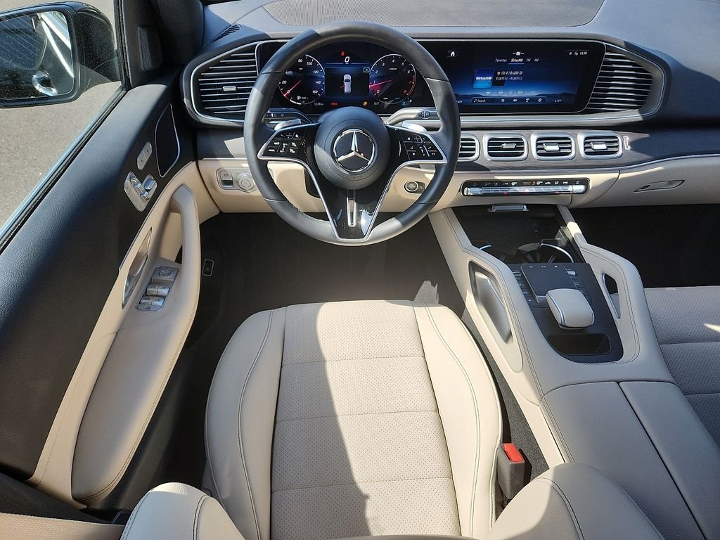 Used 2024 Black Mercedes-Benz GLE 350 image 11