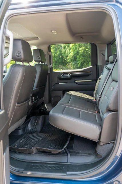 Used 2022 Blue Chevrolet RST image 11