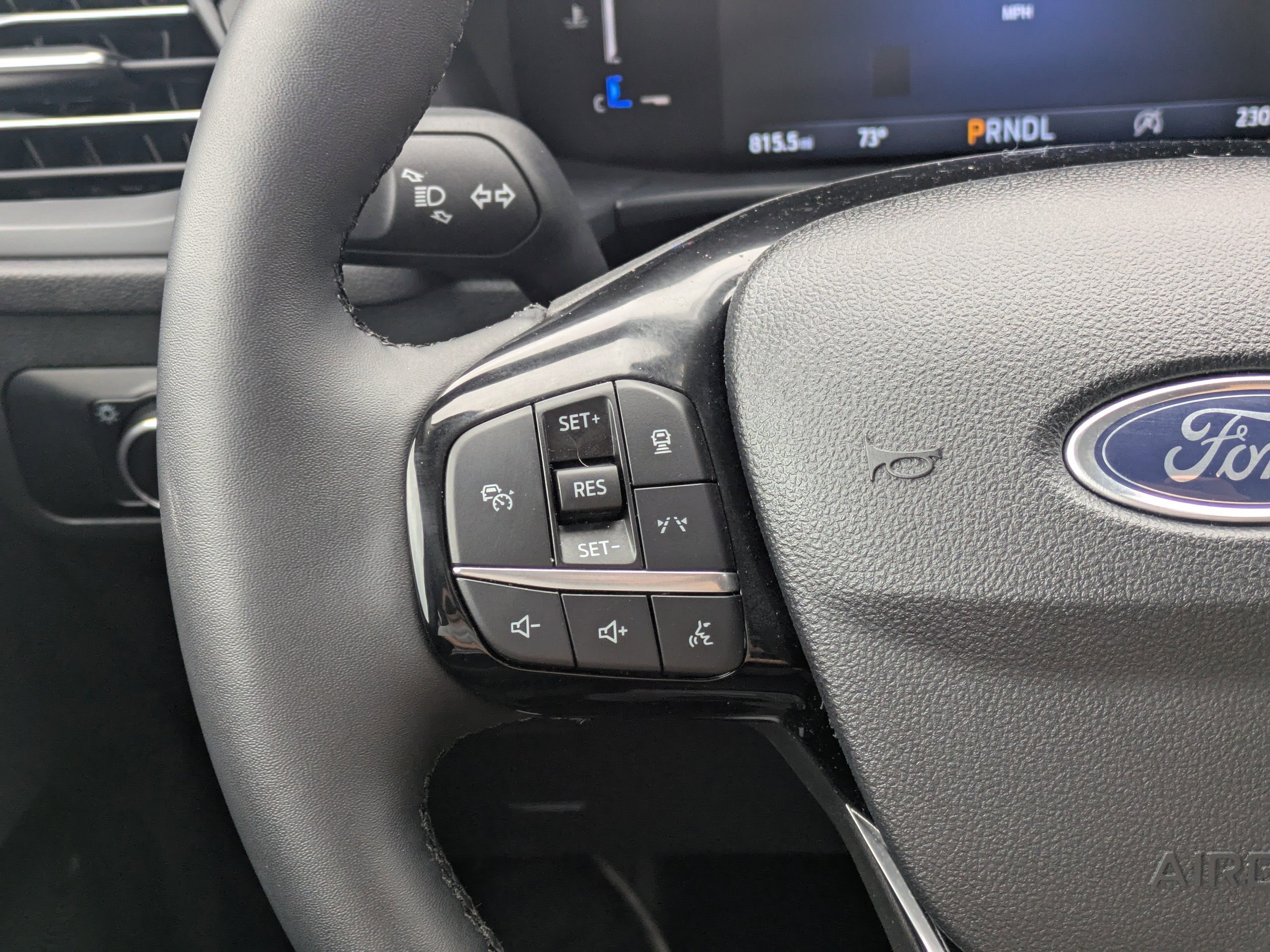 Used 2025 Oxford White Ford Active image 15