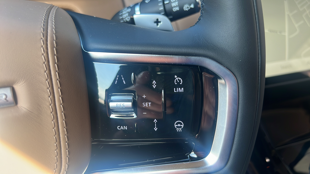 New 2026 White Land Rover SE image 33