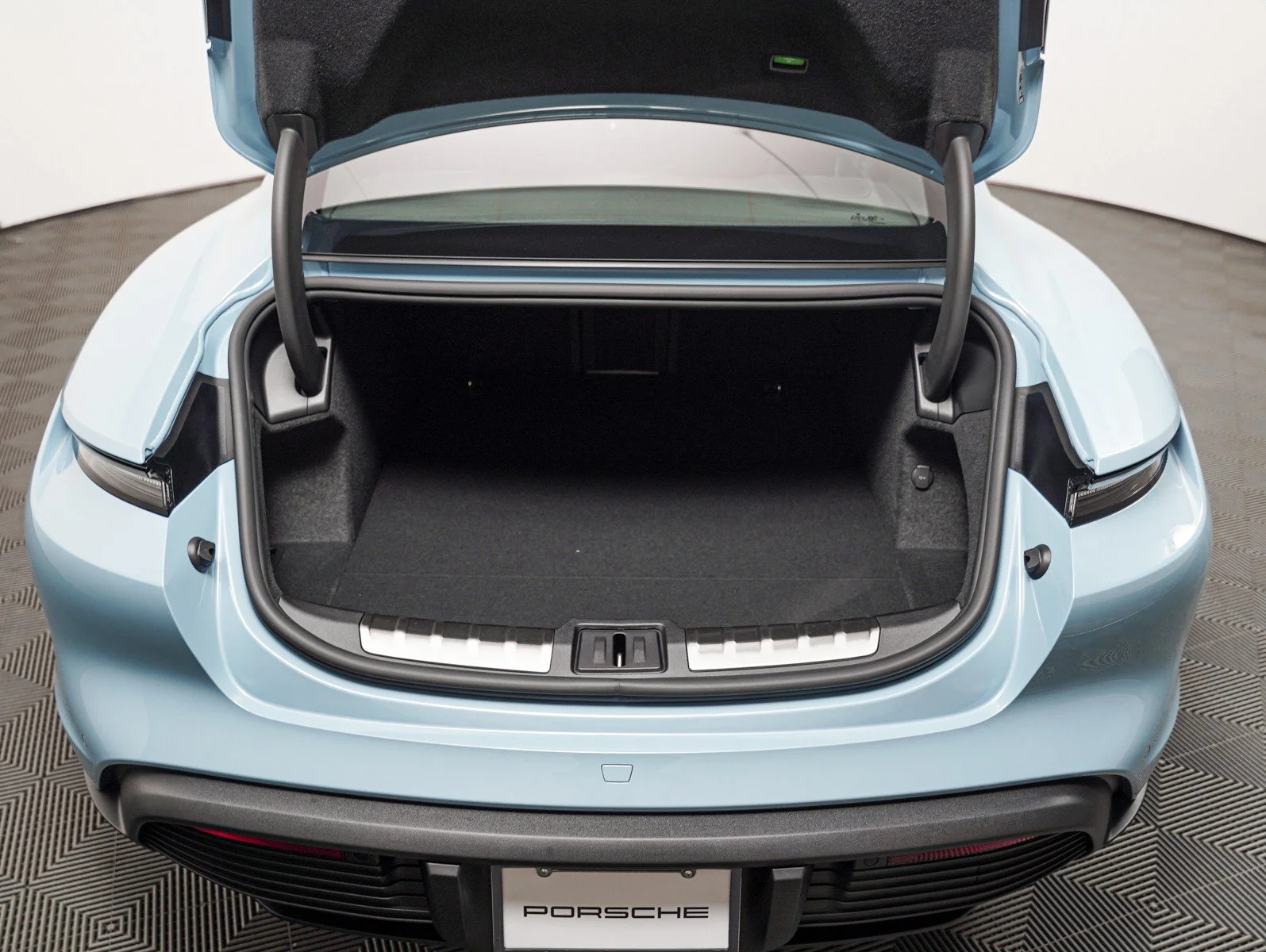New 2026 FROZEN BLUE Porsche  image 25