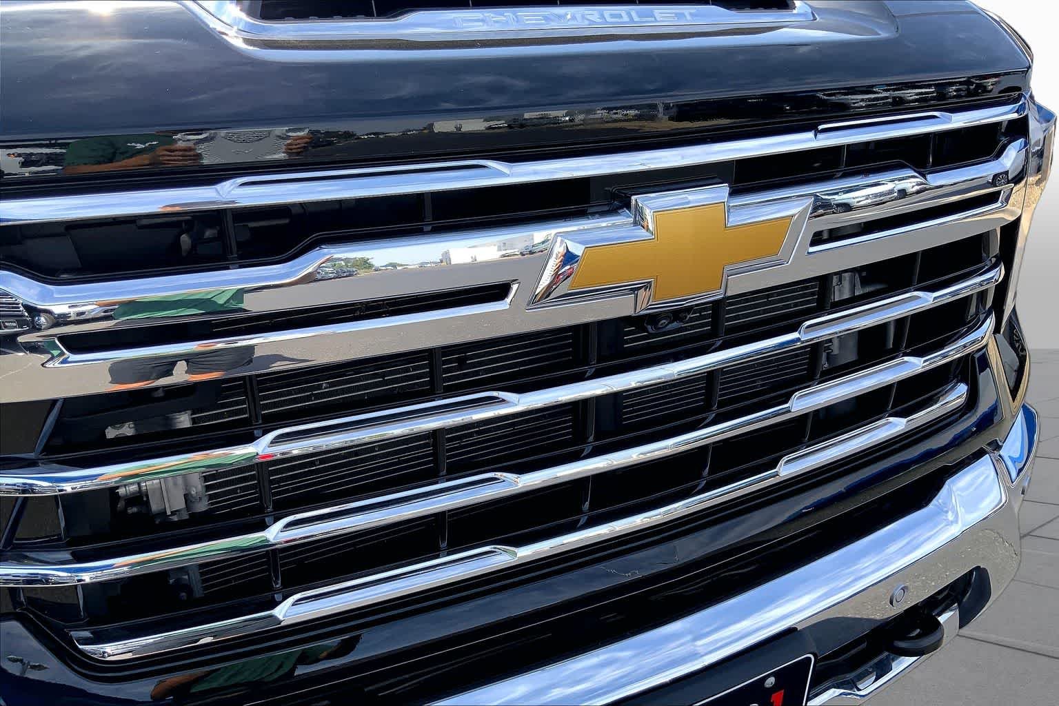 Used 2026 Black Chevrolet LTZ image 30