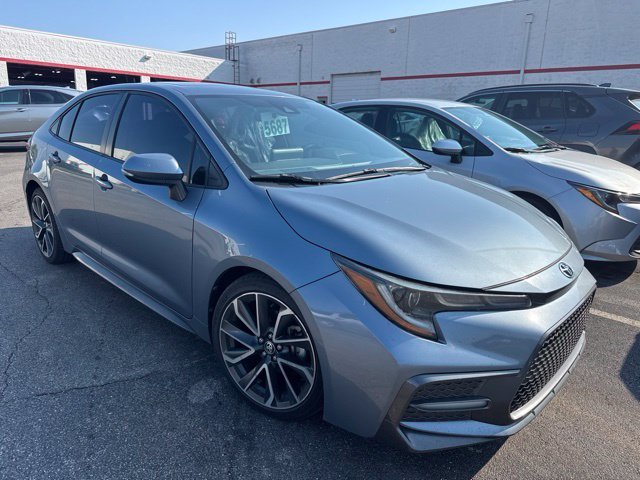 Used 2020  Toyota XSE image 5