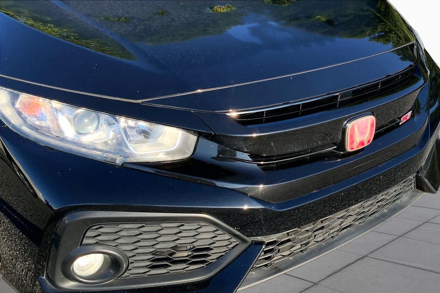 Used 2019 Crystal Black Pearl Honda  image 27