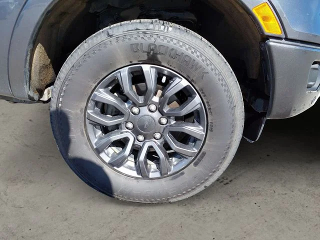 Used 2019 Magnetic Metallic Ford XLT image 14