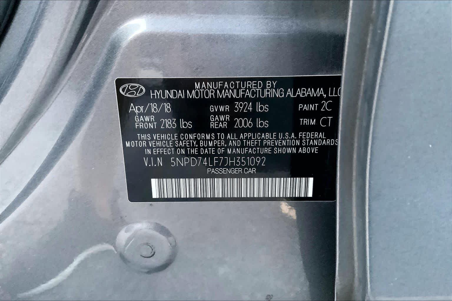 Used 2018 Machine Gray Hyundai SE image 29